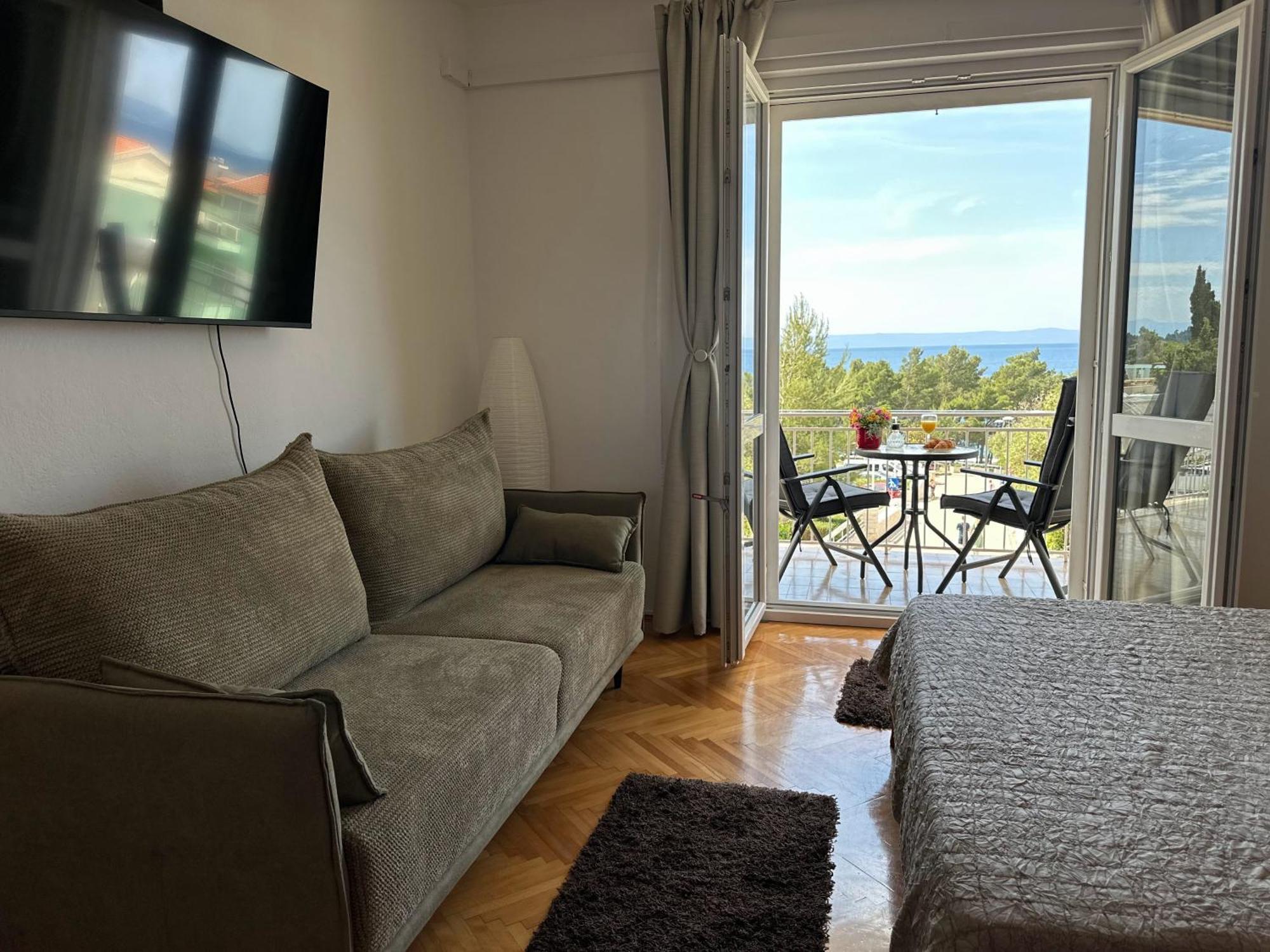 Spacious Family Apartment Near The Beach Makarska Zewnętrze zdjęcie